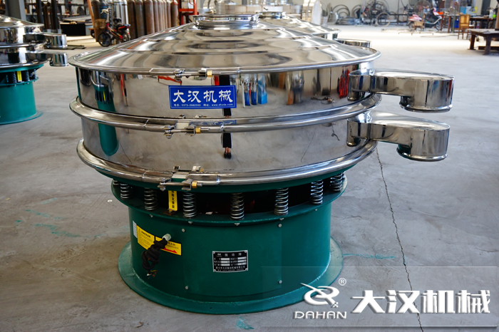 磨料振動篩也是旋振篩，其根據不同的物料可以成為不同的產品有不同的產品名稱，為了方便用戶的分辨與查找。